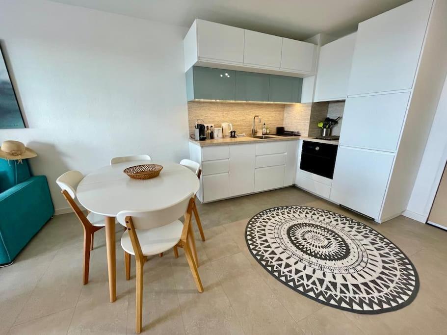 Pgh N25 - Vue Mer, Premiere Ligne & Parking Prive La Grande Motte Luaran gambar